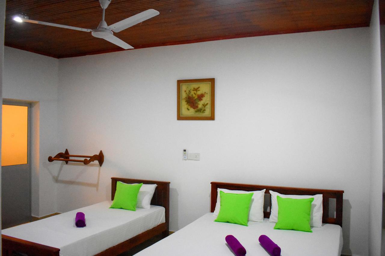 Leonine Villa Yala Тисамахарама Екстериор снимка